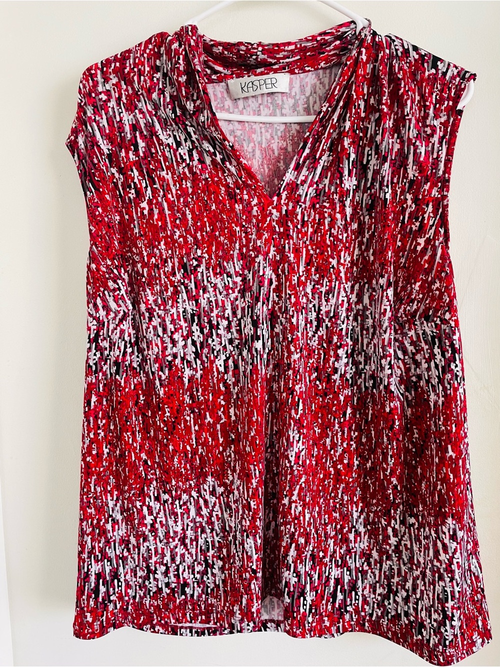 Kasper Red Multi-Pattern Sleeveless V-Neck Camisole